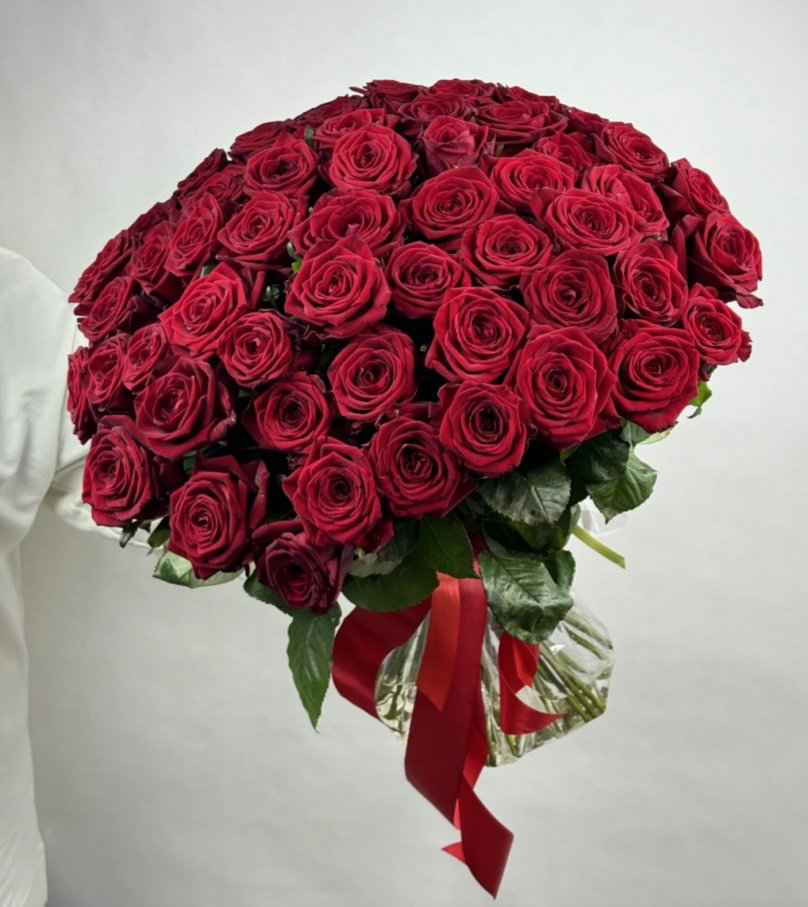 Scarlet Luxury: Choose from 20 to 1001 Red Roses - Image 5